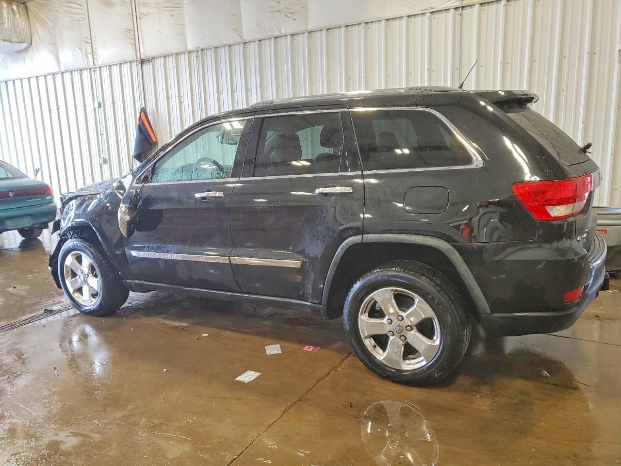 2012 JEEP GRAND CHEROKEE LIMITED photo 2