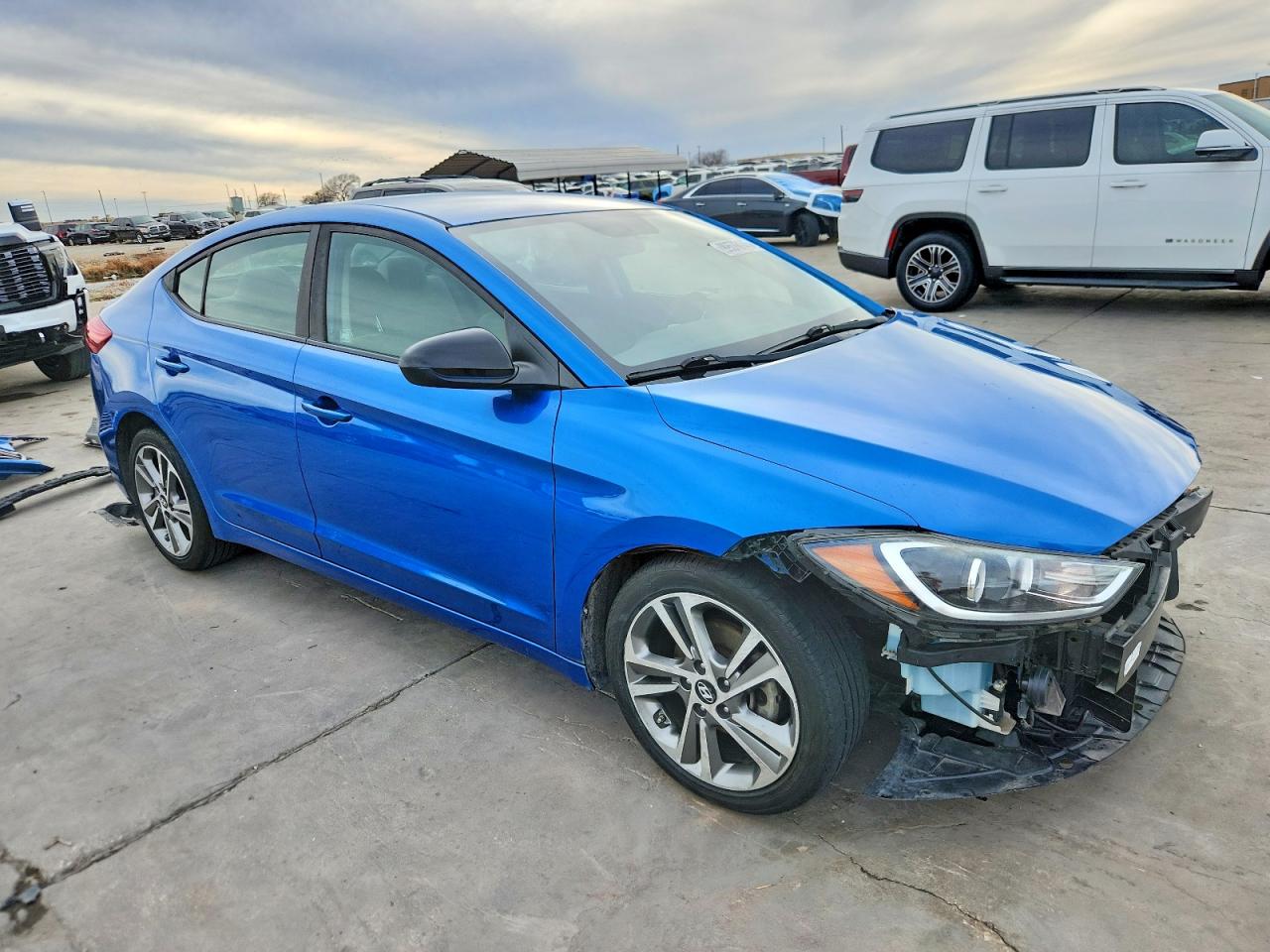2018 HYUNDAI ELANTRA SEL photo 4