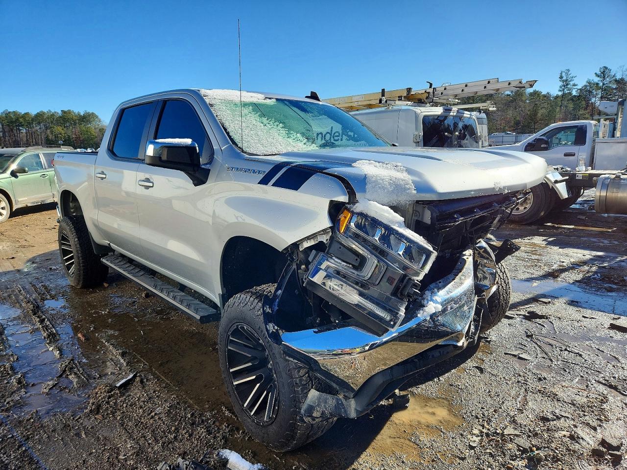 2019 CHEVROLET SILVERADO K1500 LT photo 4