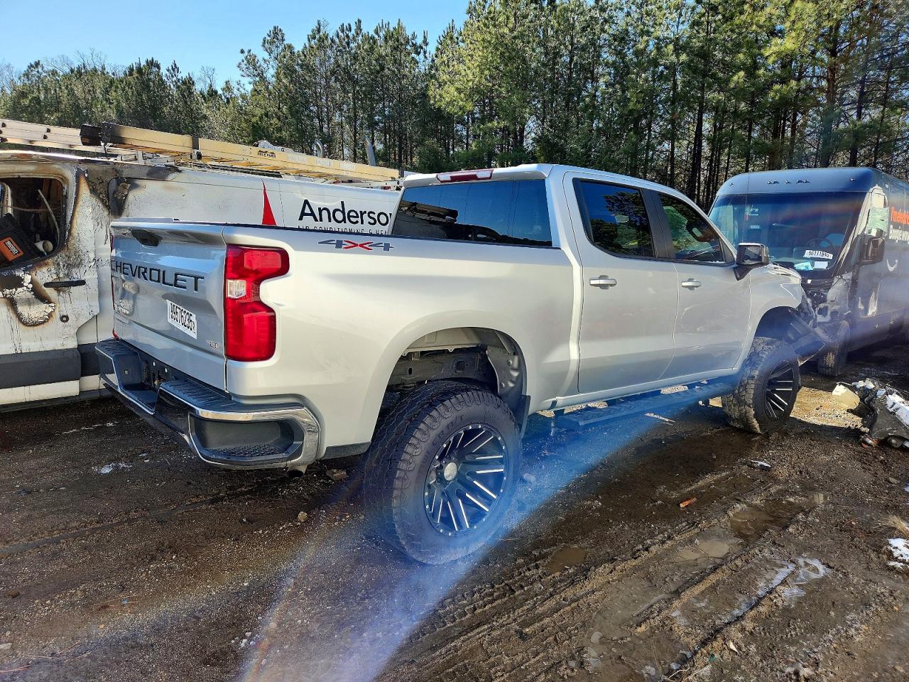 2019 CHEVROLET SILVERADO K1500 LT photo 3