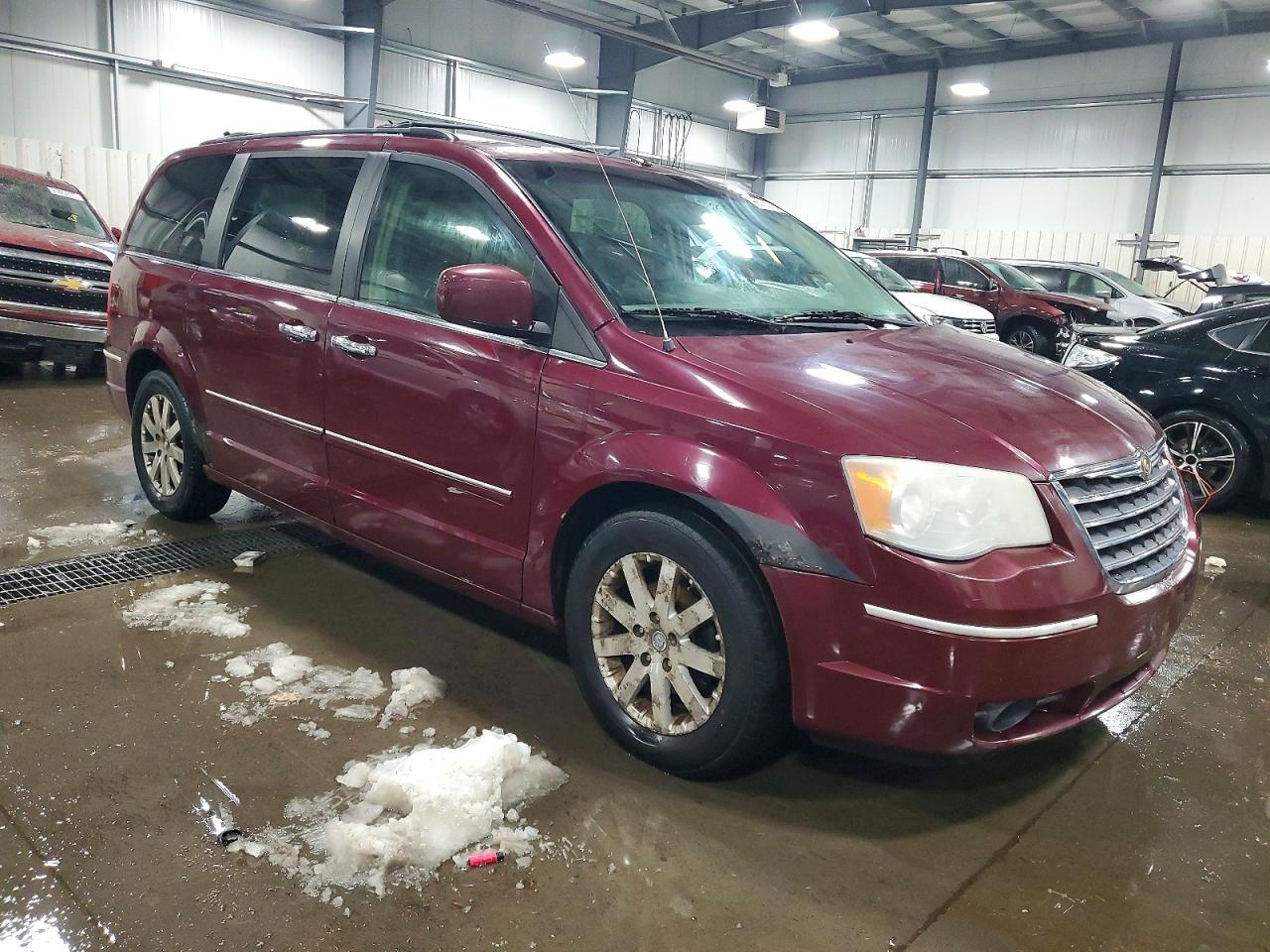 2008 CHRYSLER TOWN & COUNTRY TOURING photo 4