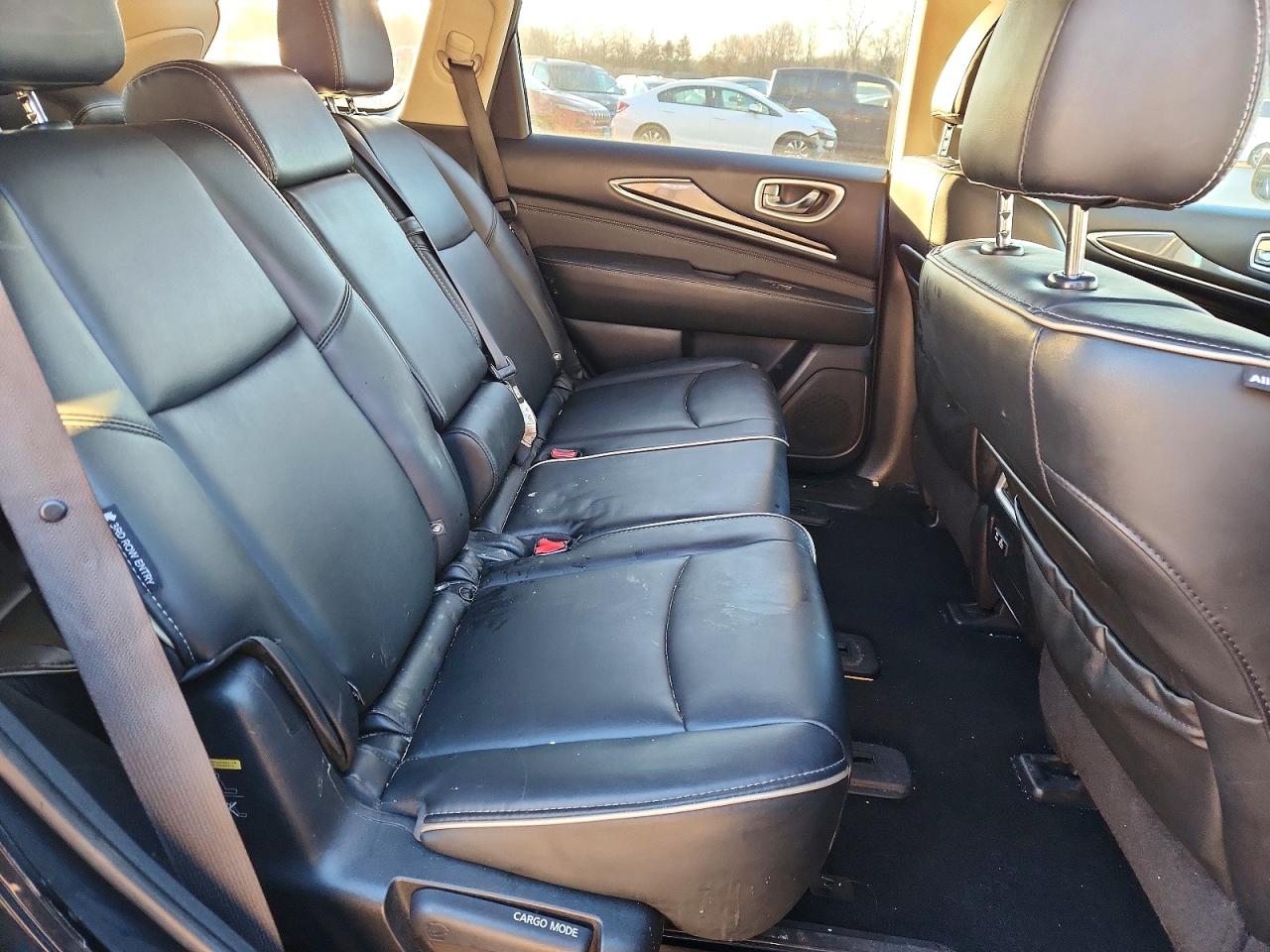2020 INFINITI QX60 LUXE photo 11