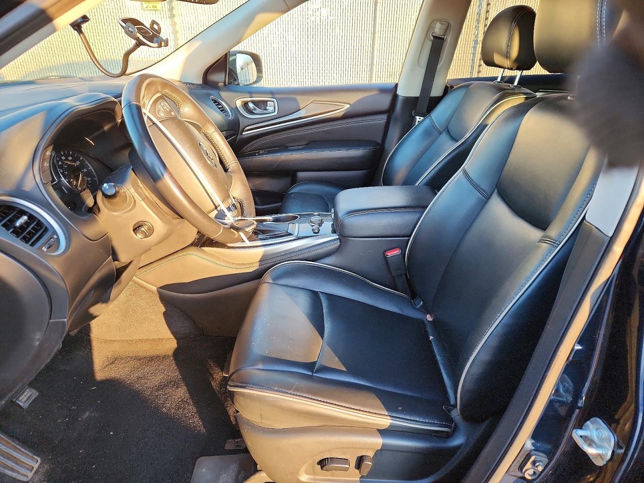 2020 INFINITI QX60 LUXE photo 7