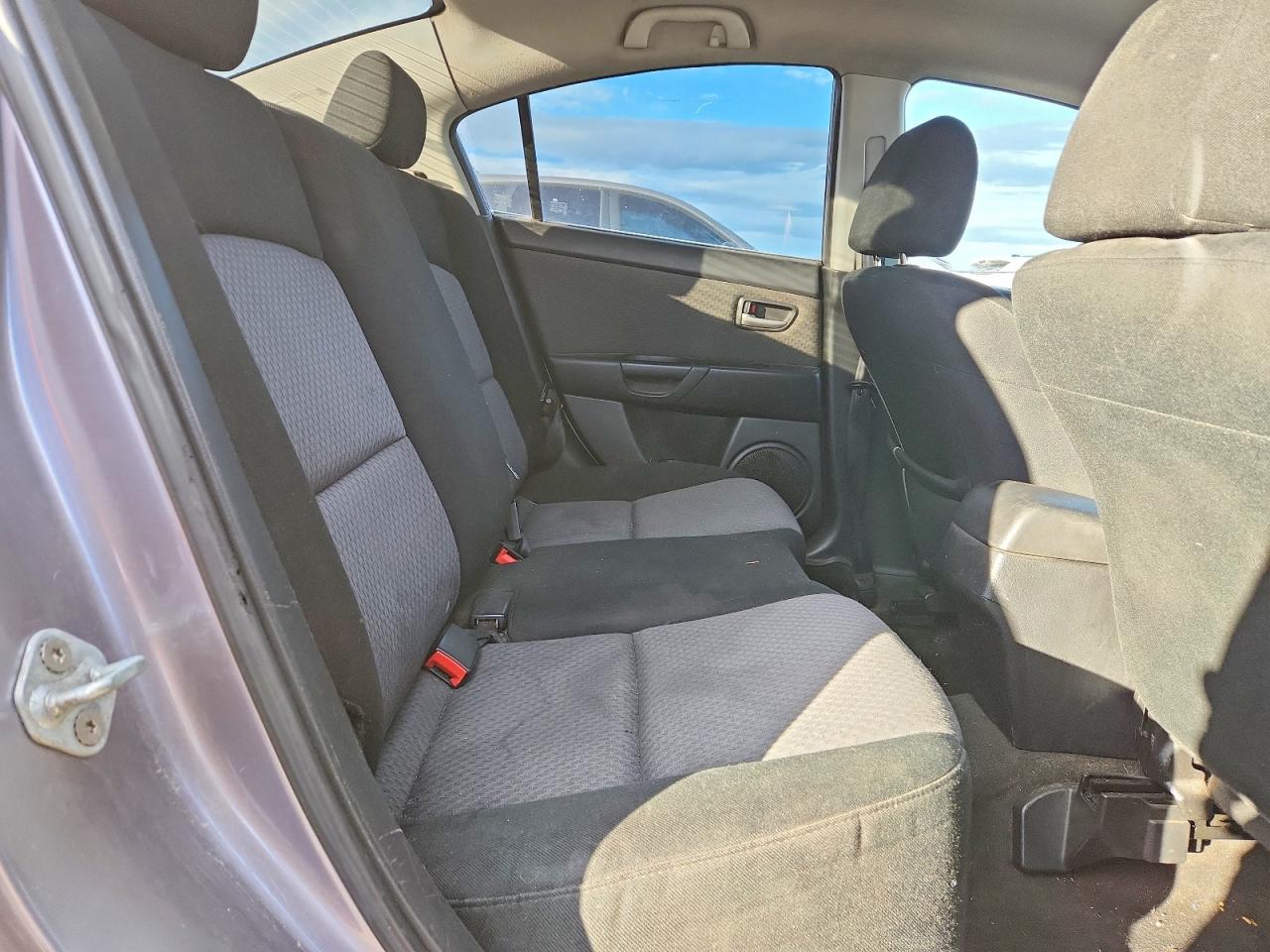 2006 MAZDA 3 I photo 10