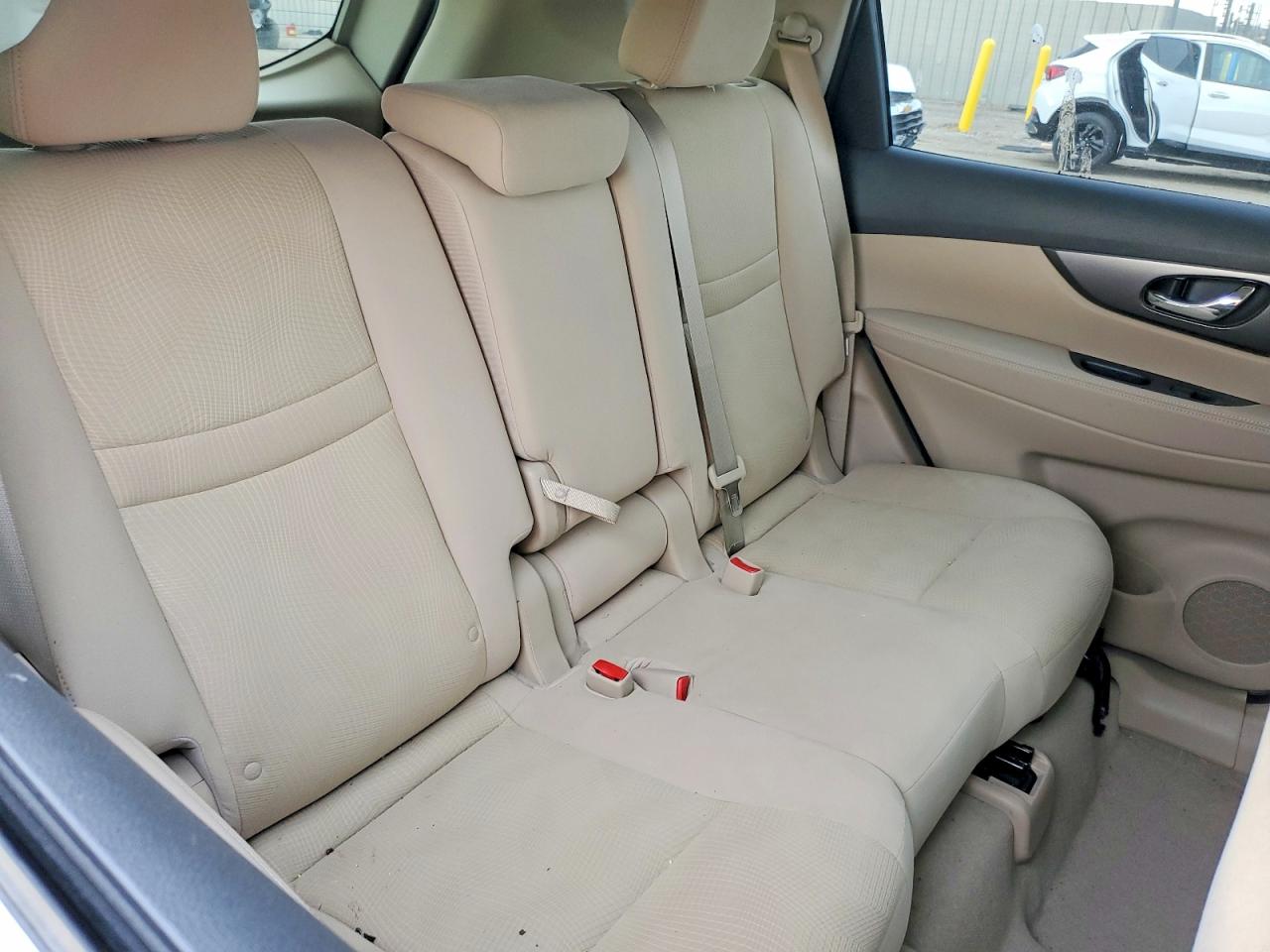 2014 NISSAN ROGUE S photo 11