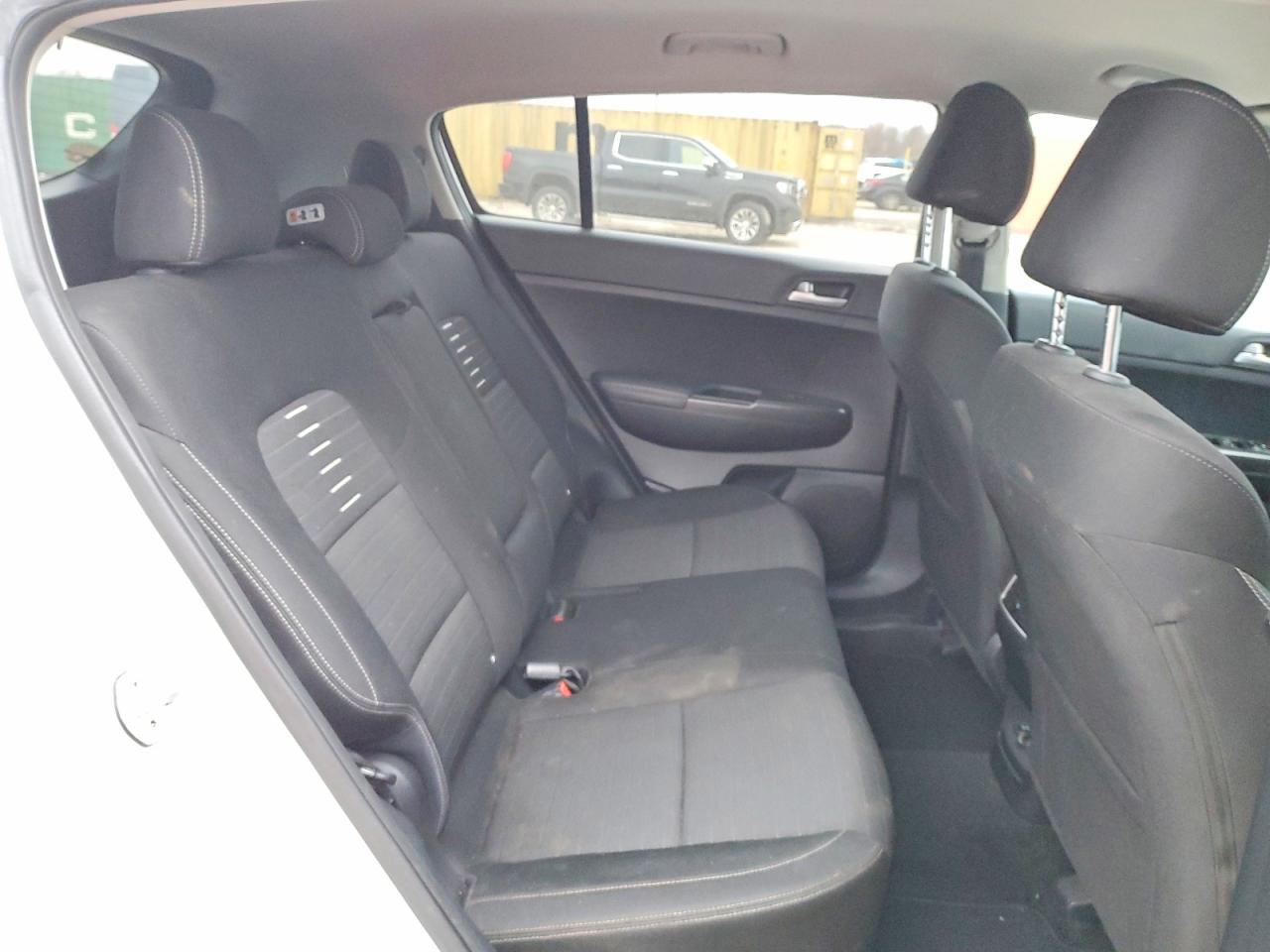 2018 KIA SPORTAGE LX photo 11