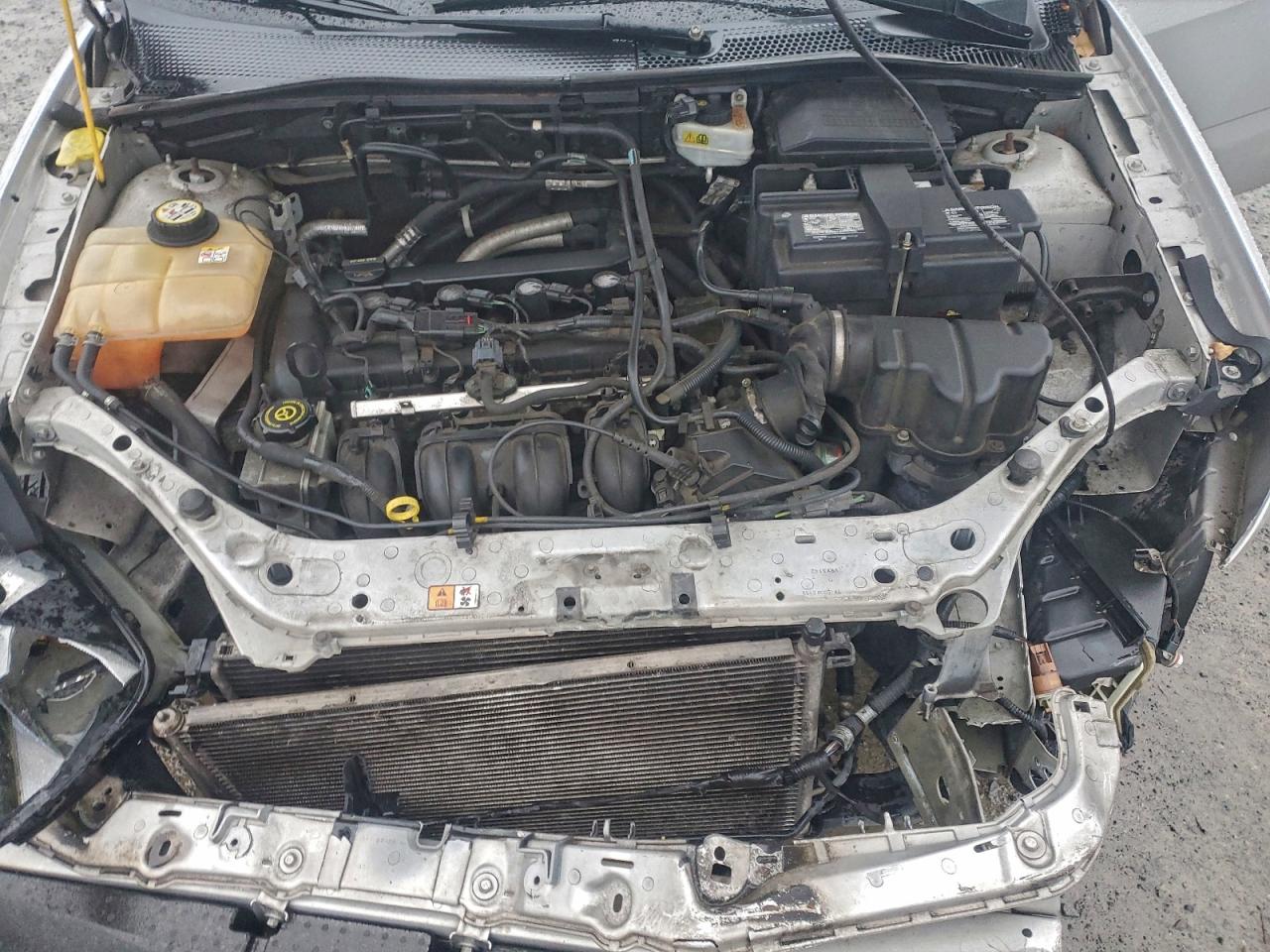 2006 FORD FOCUS ZX4 photo 11