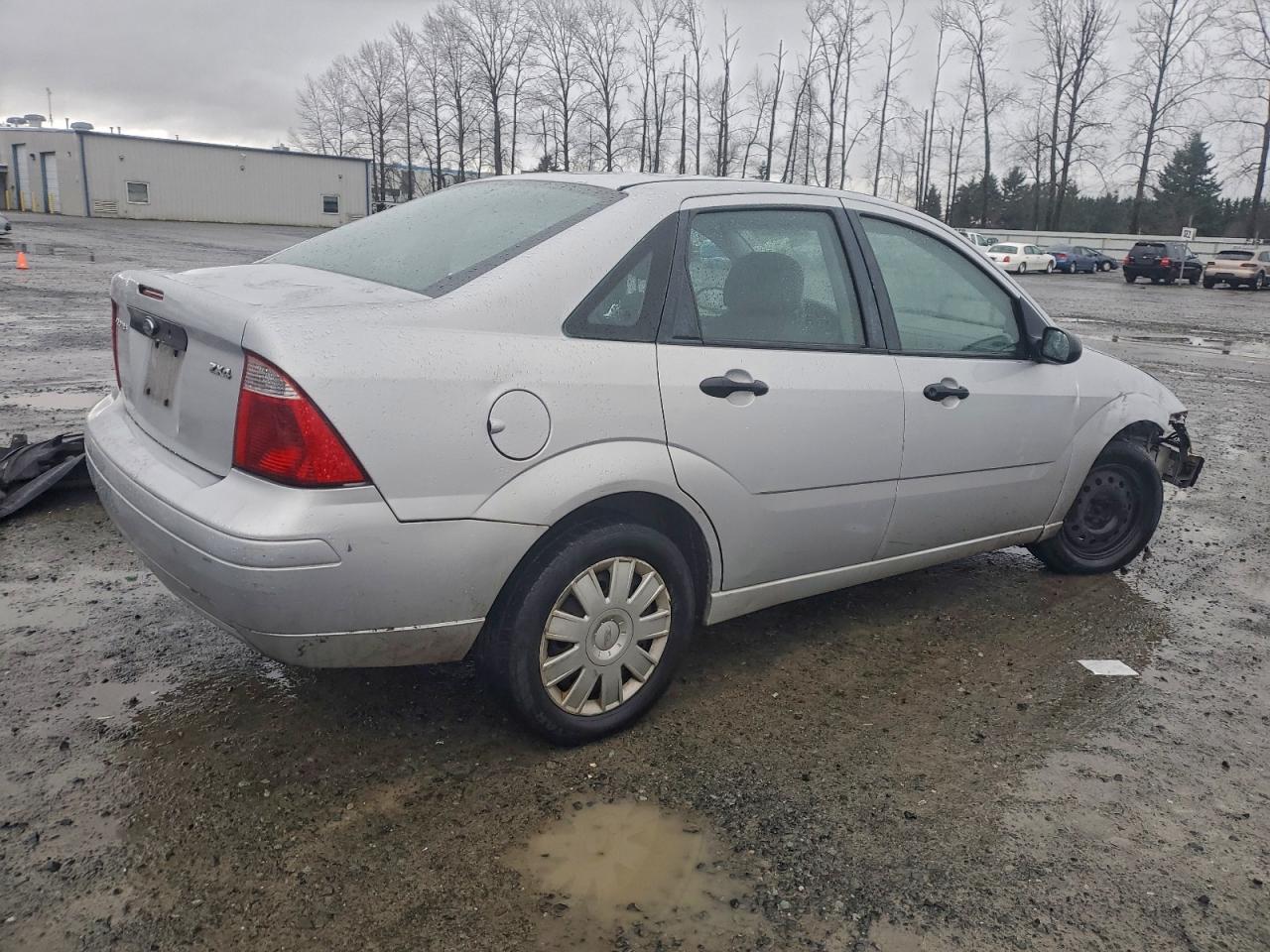 2006 FORD FOCUS ZX4 photo 3