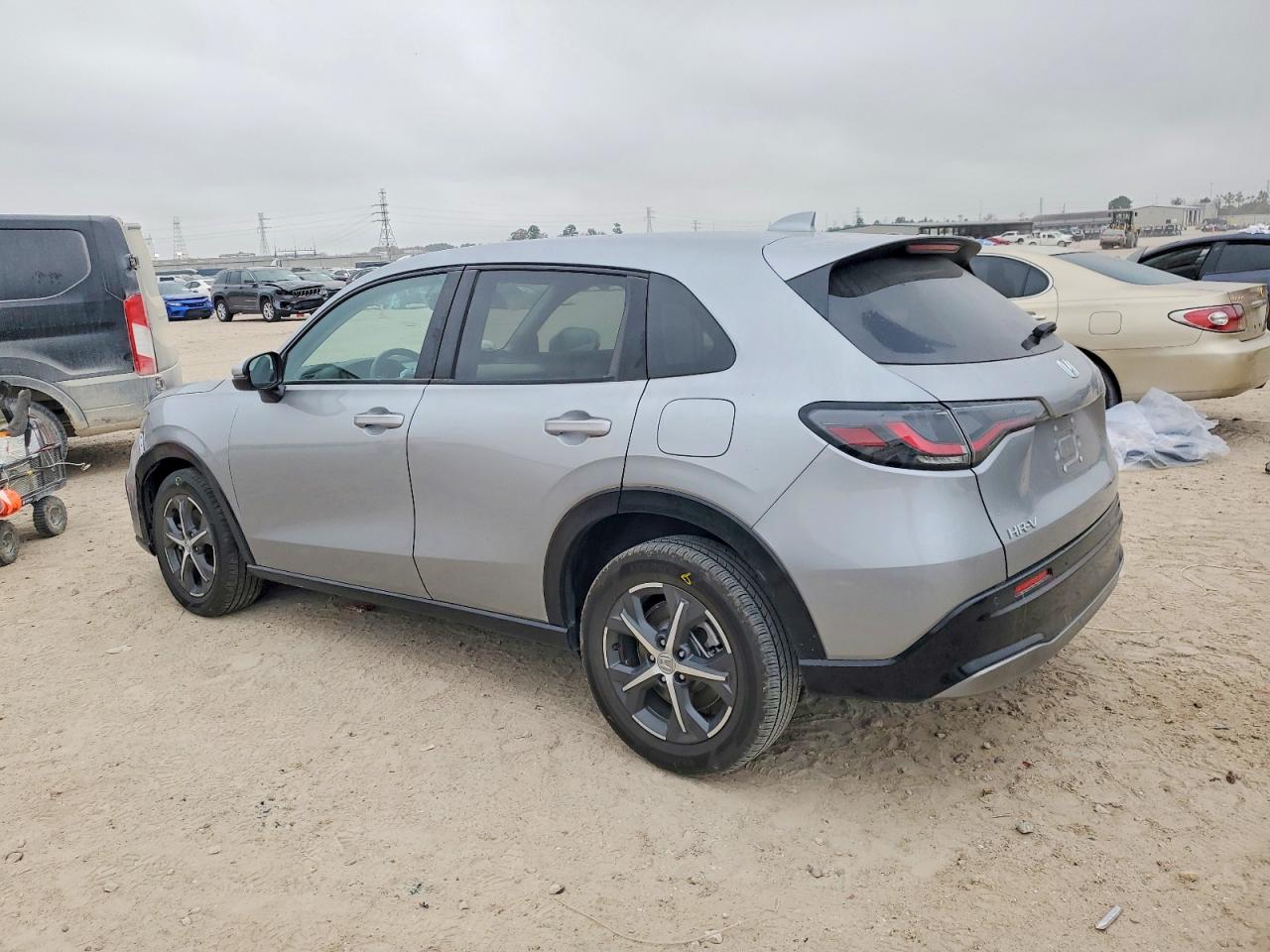 2024 HONDA HR-V EXL photo 2
