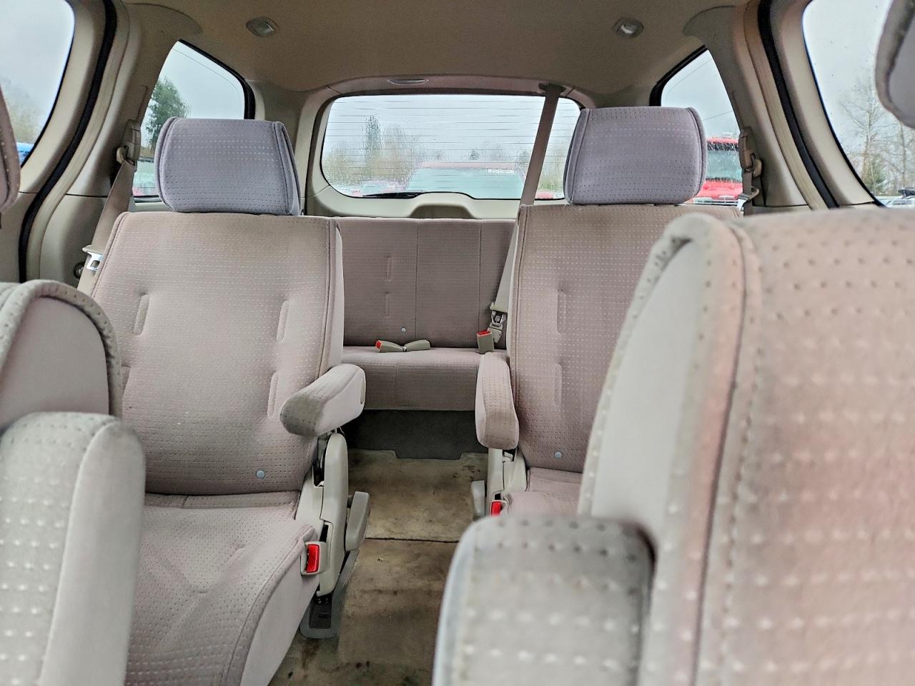 2005 NISSAN QUEST S photo 10