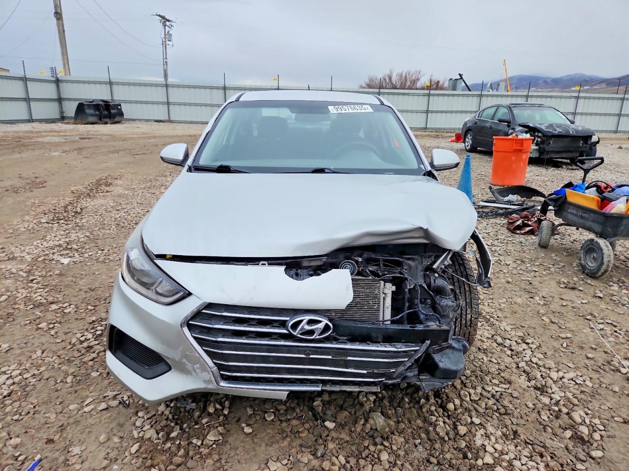 2019 HYUNDAI ACCENT SE photo 9