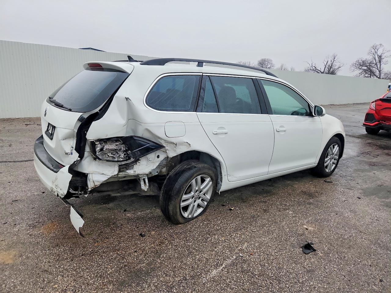 2014 VOLKSWAGEN JETTA TDI photo 3