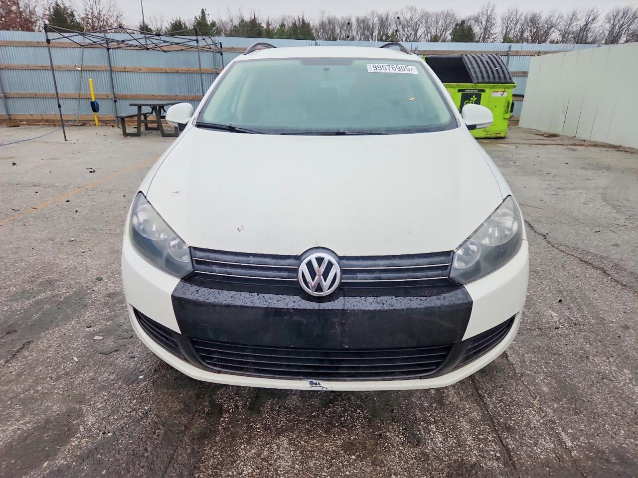 2014 VOLKSWAGEN JETTA TDI photo 5