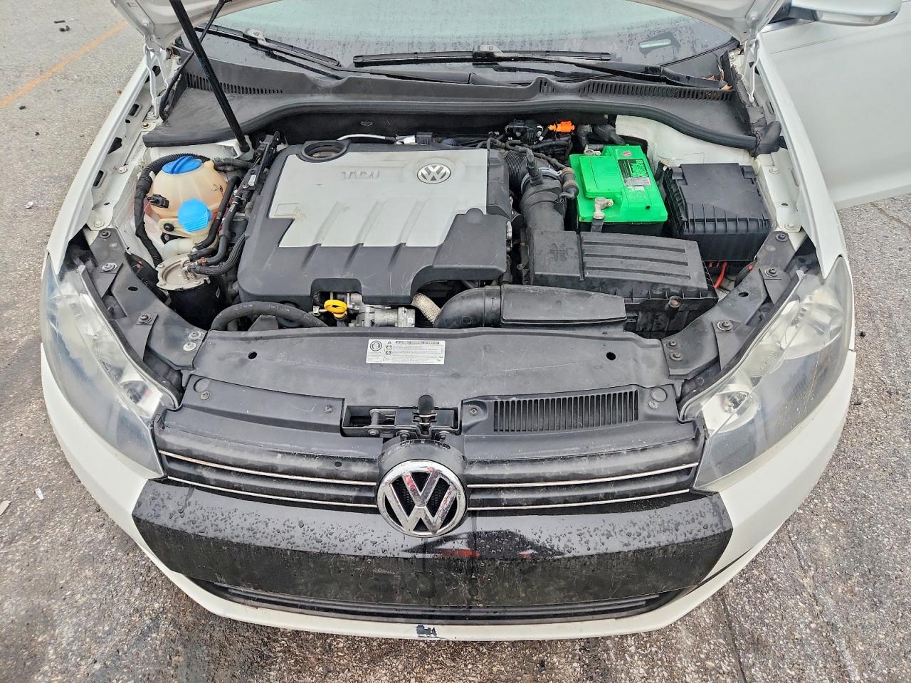 2014 VOLKSWAGEN JETTA TDI photo 12