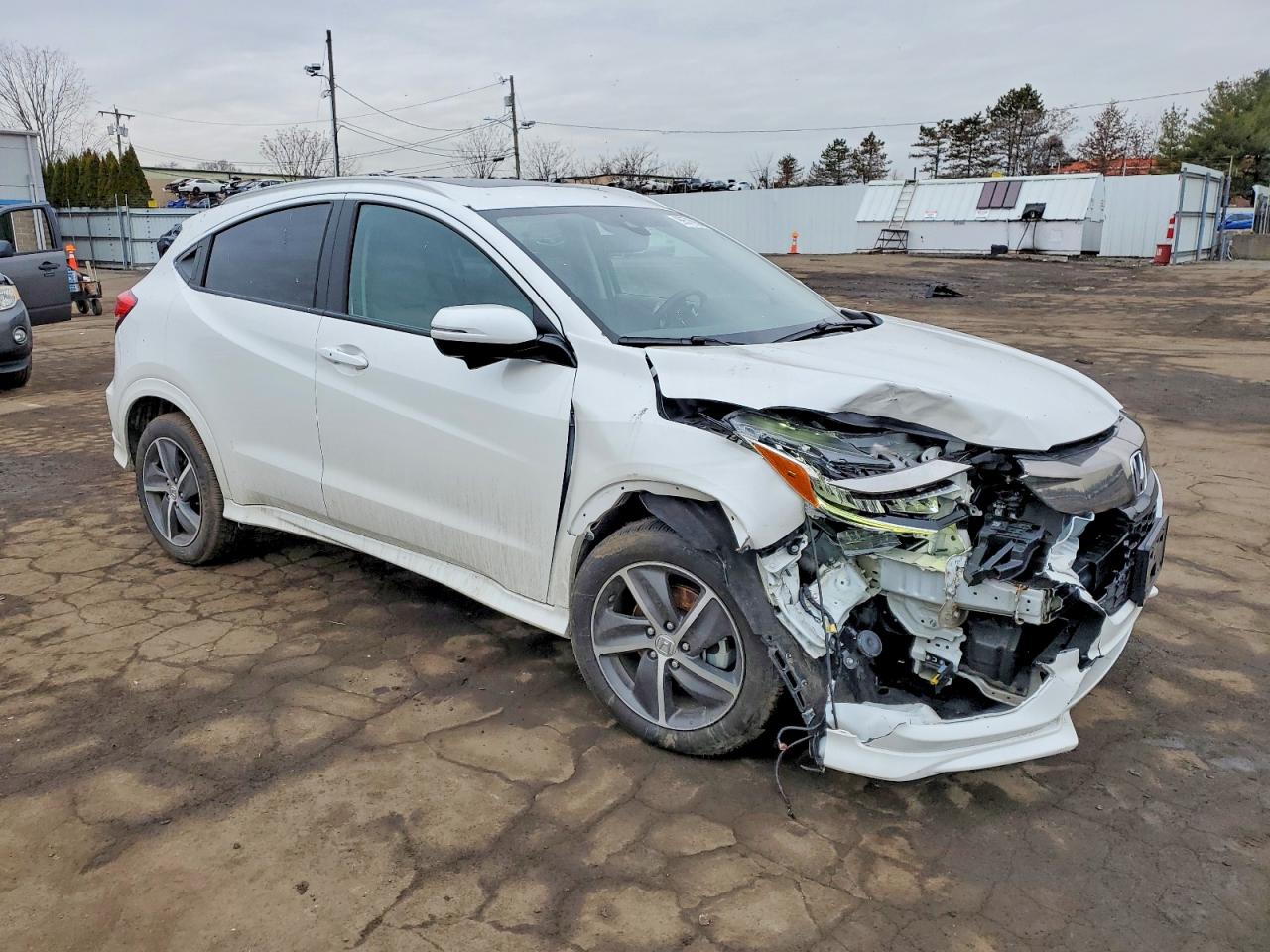 2019 HONDA HR-V TOURING photo 4