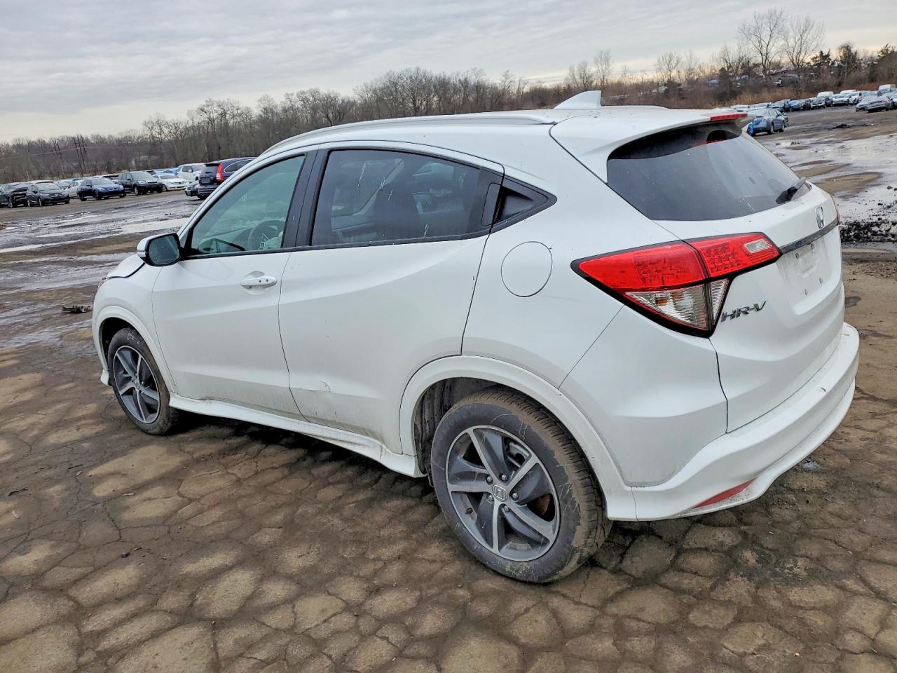 2019 HONDA HR-V TOURING photo 2