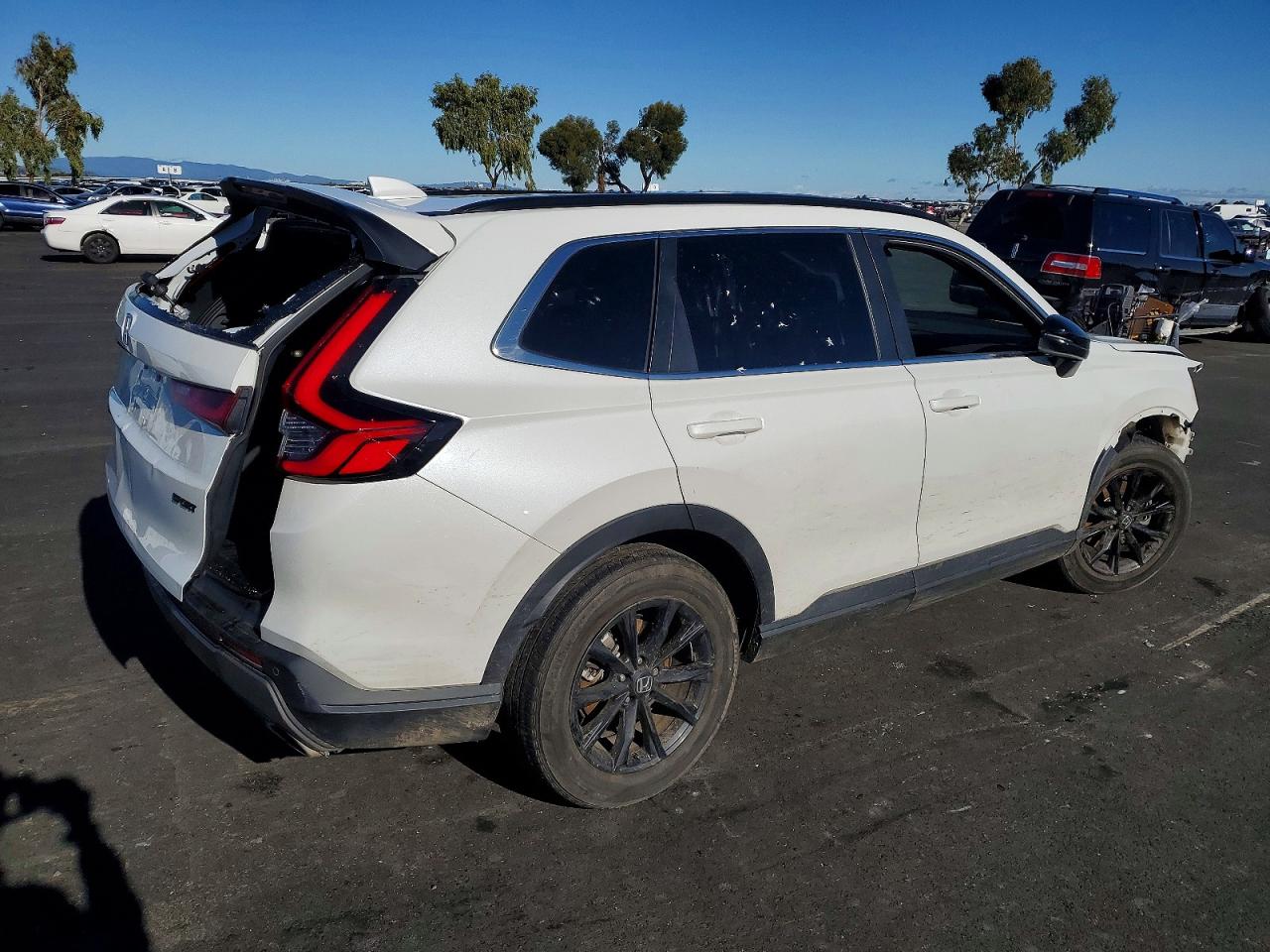 2024 HONDA CR-V SPORT-L photo 3