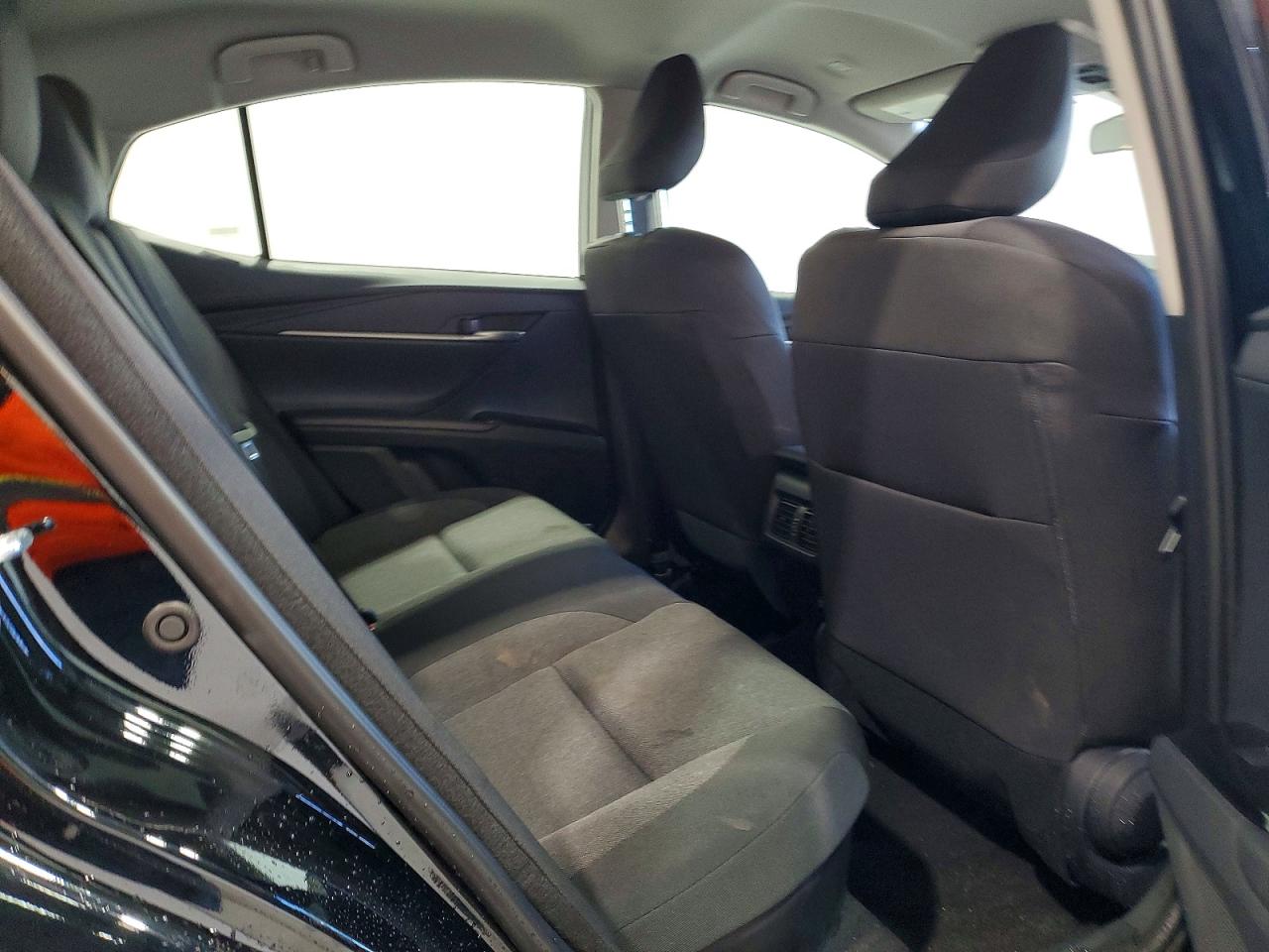 2026 TOYOTA CAMRY LE photo 19