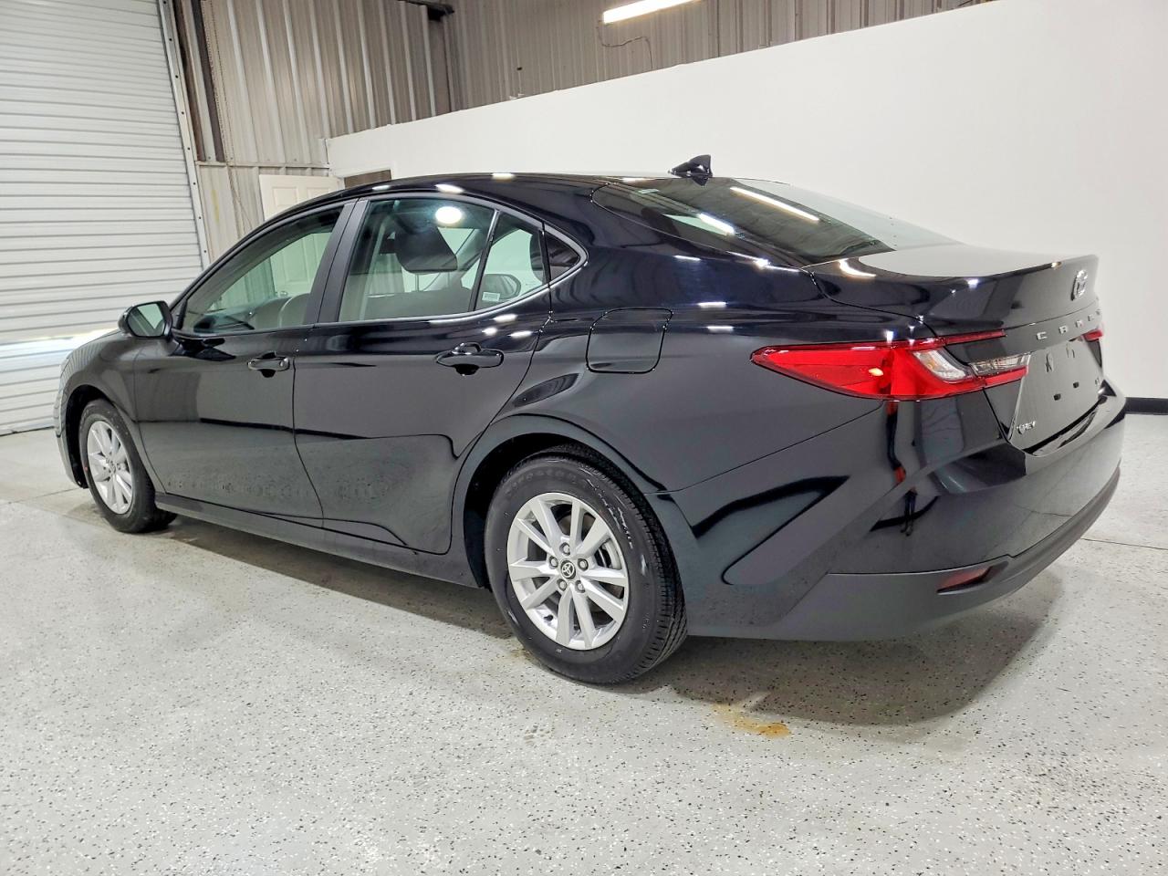 2026 TOYOTA CAMRY LE photo 3