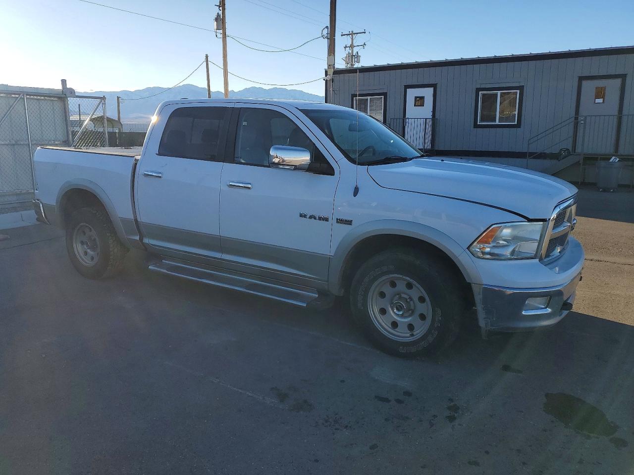 2010 DODGE RAM 1500 photo 4