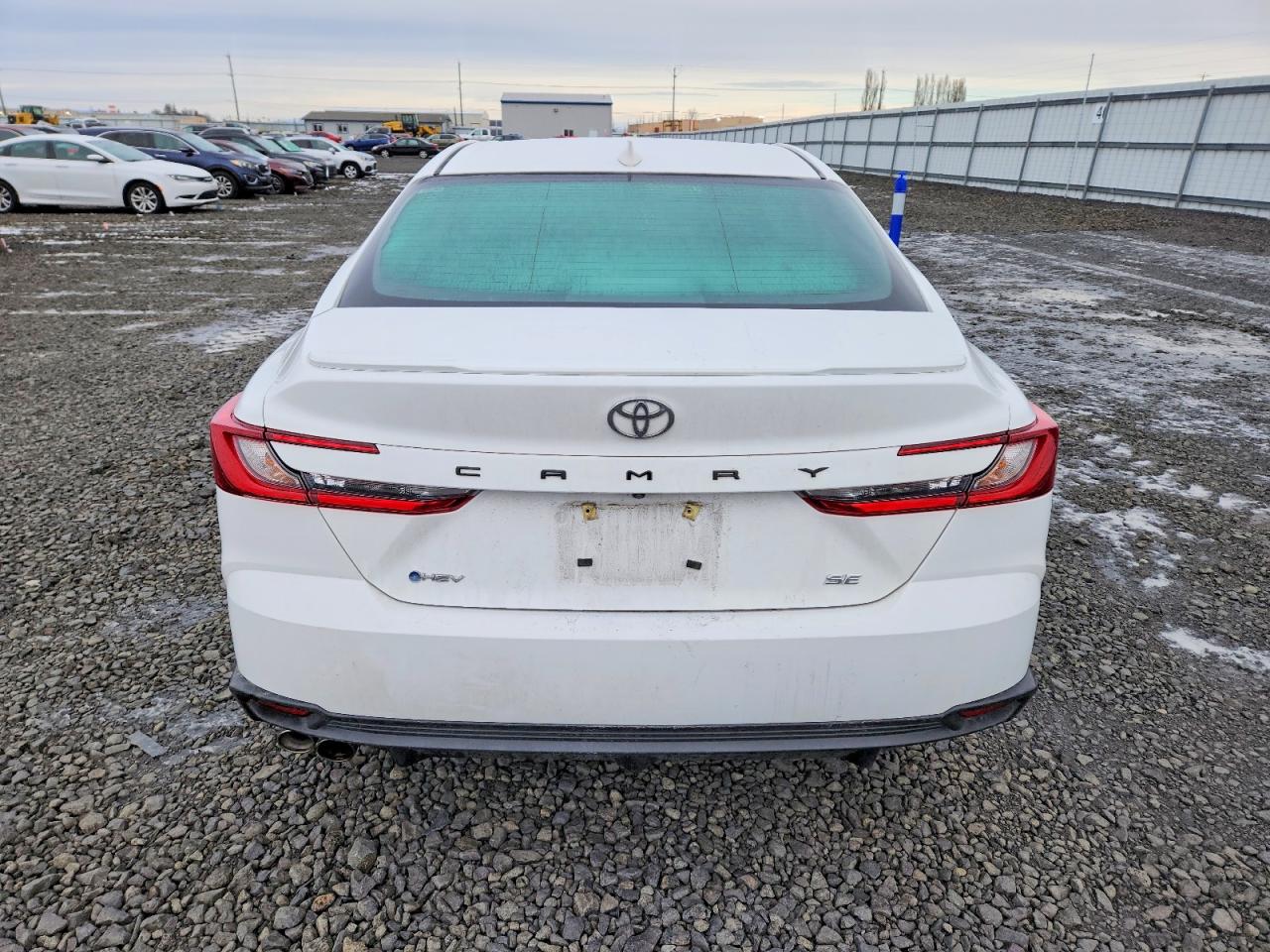 2025 TOYOTA CAMRY SE photo 6