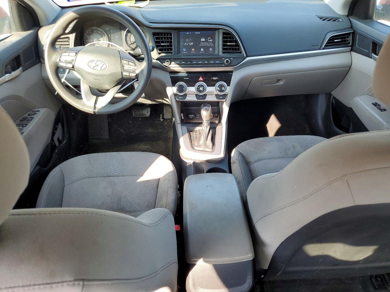 2019 HYUNDAI ELANTRA SEL photo 8