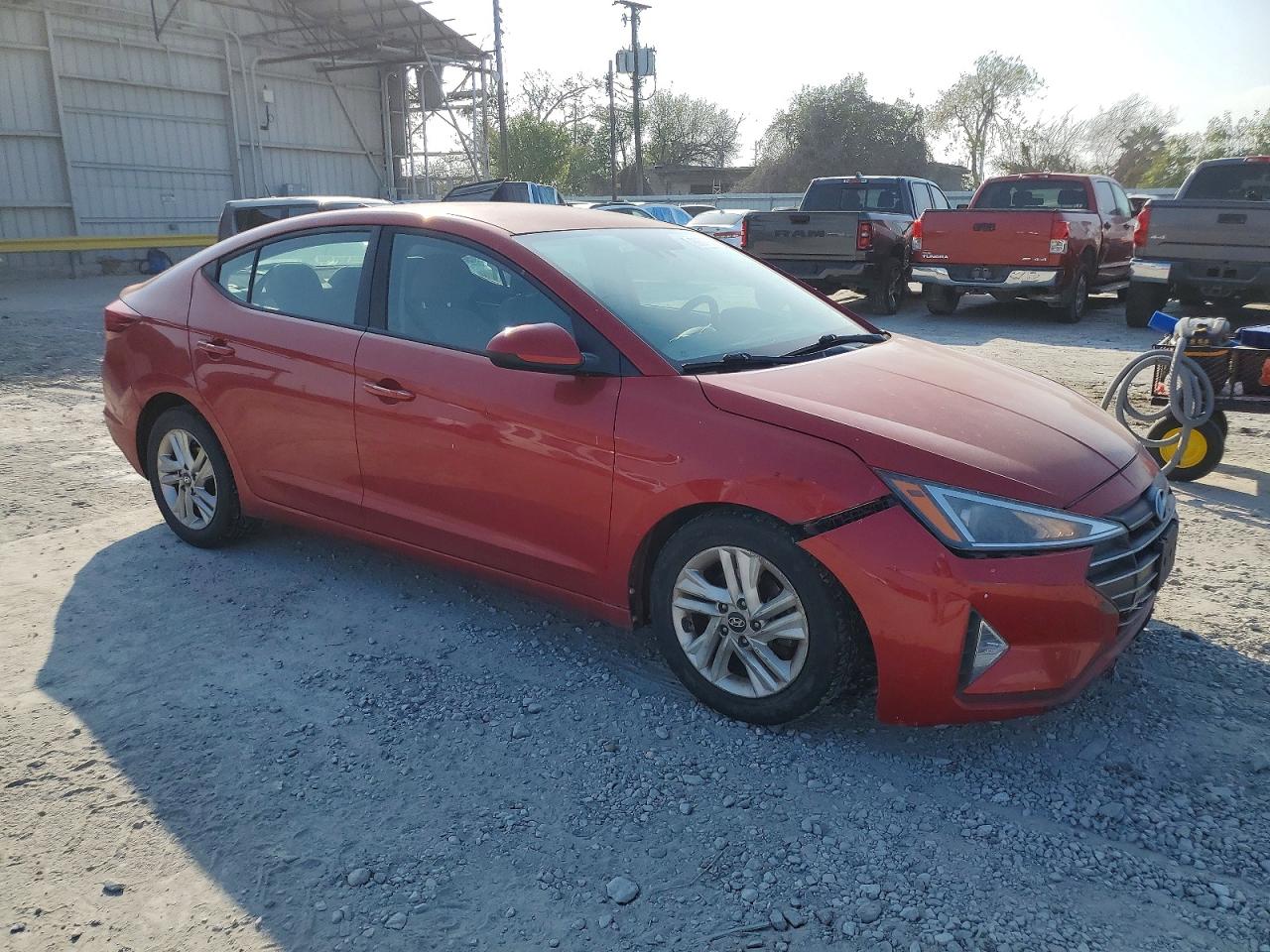 2019 HYUNDAI ELANTRA SEL photo 4