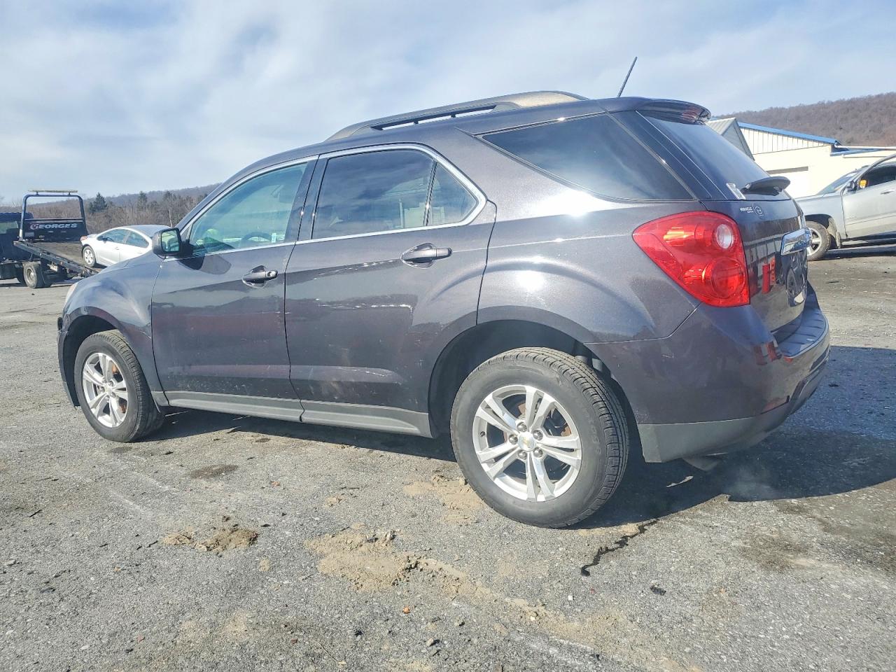 2015 CHEVROLET EQUINOX LT photo 2