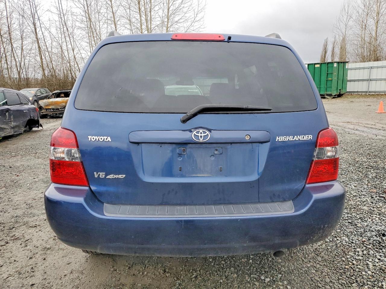 2004 TOYOTA HIGHLANDER photo 6