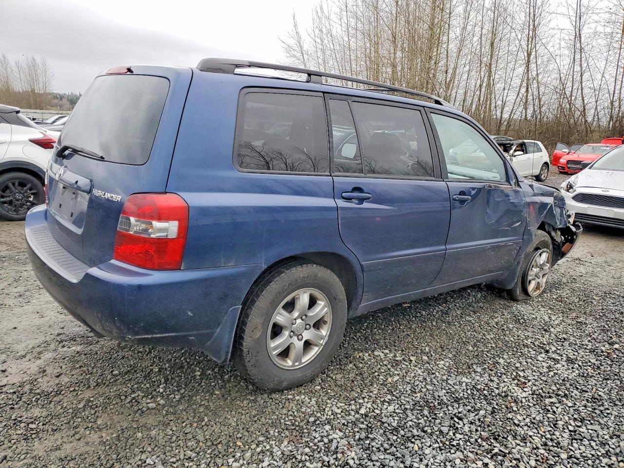 2004 TOYOTA HIGHLANDER photo 3