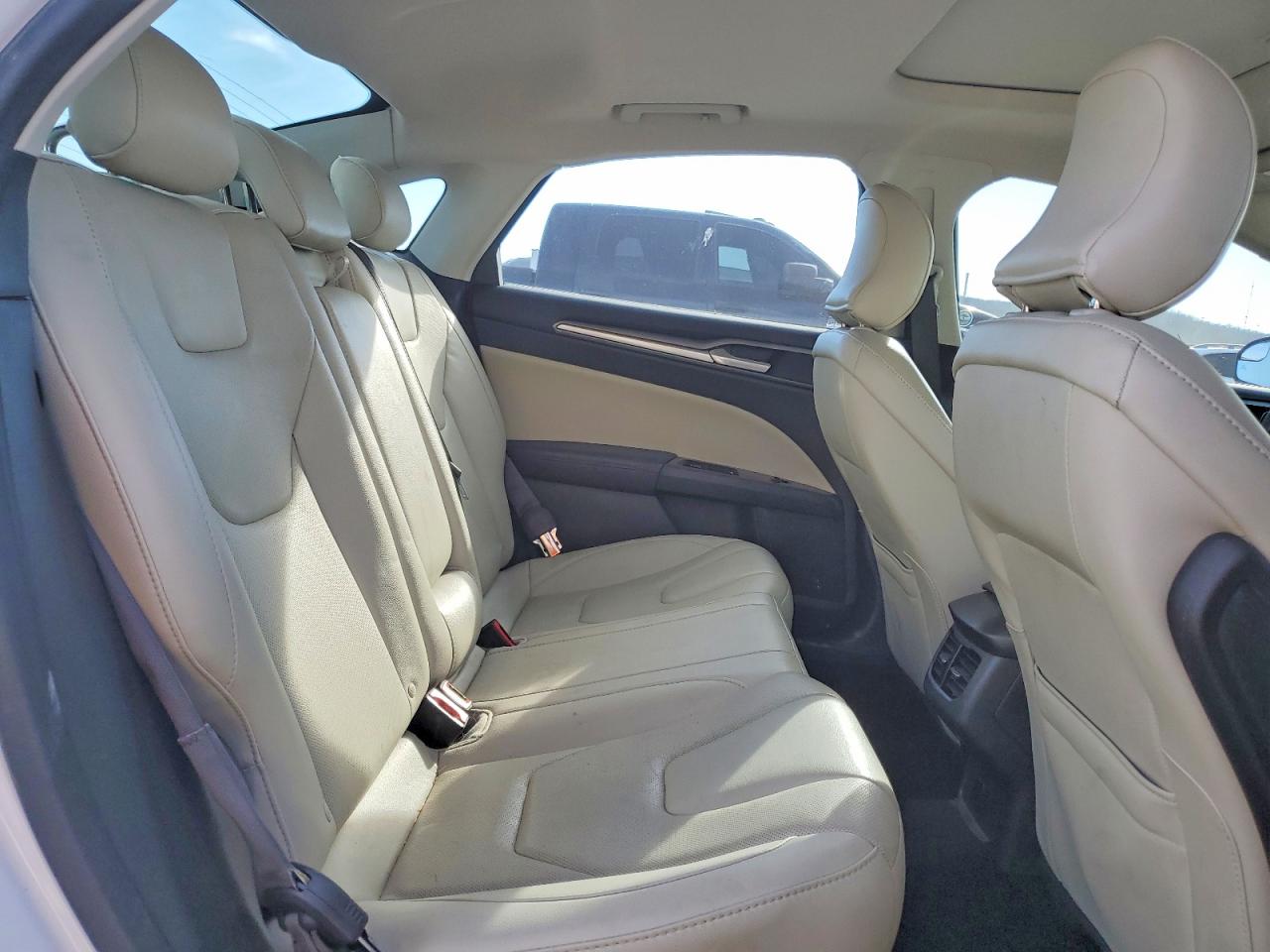 2016 FORD FUSION TITANIUM photo 10