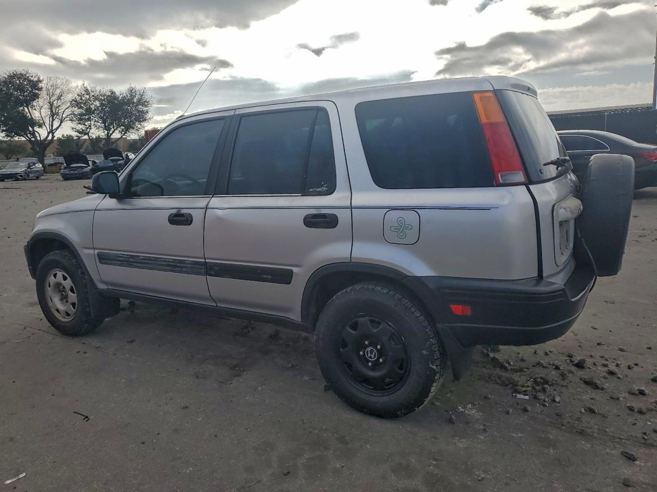 2000 HONDA CR-V LX photo 2
