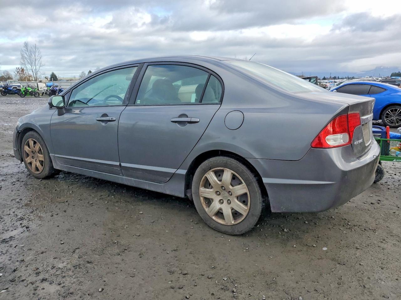 2010 HONDA CIVIC photo 2