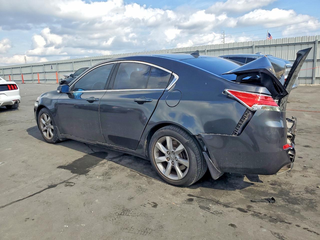 2014 ACURA TL TECH photo 2