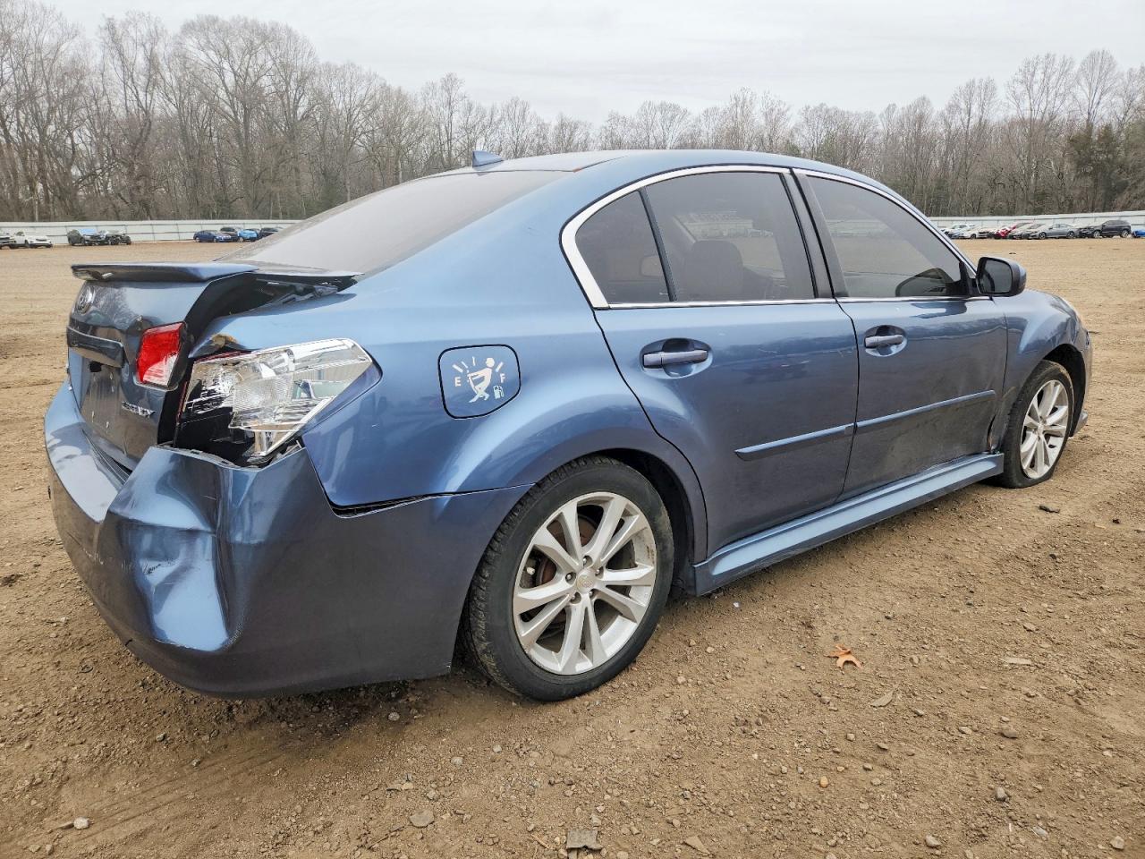 2013 SUBARU LEGACY 2.5I LIMITED photo 3