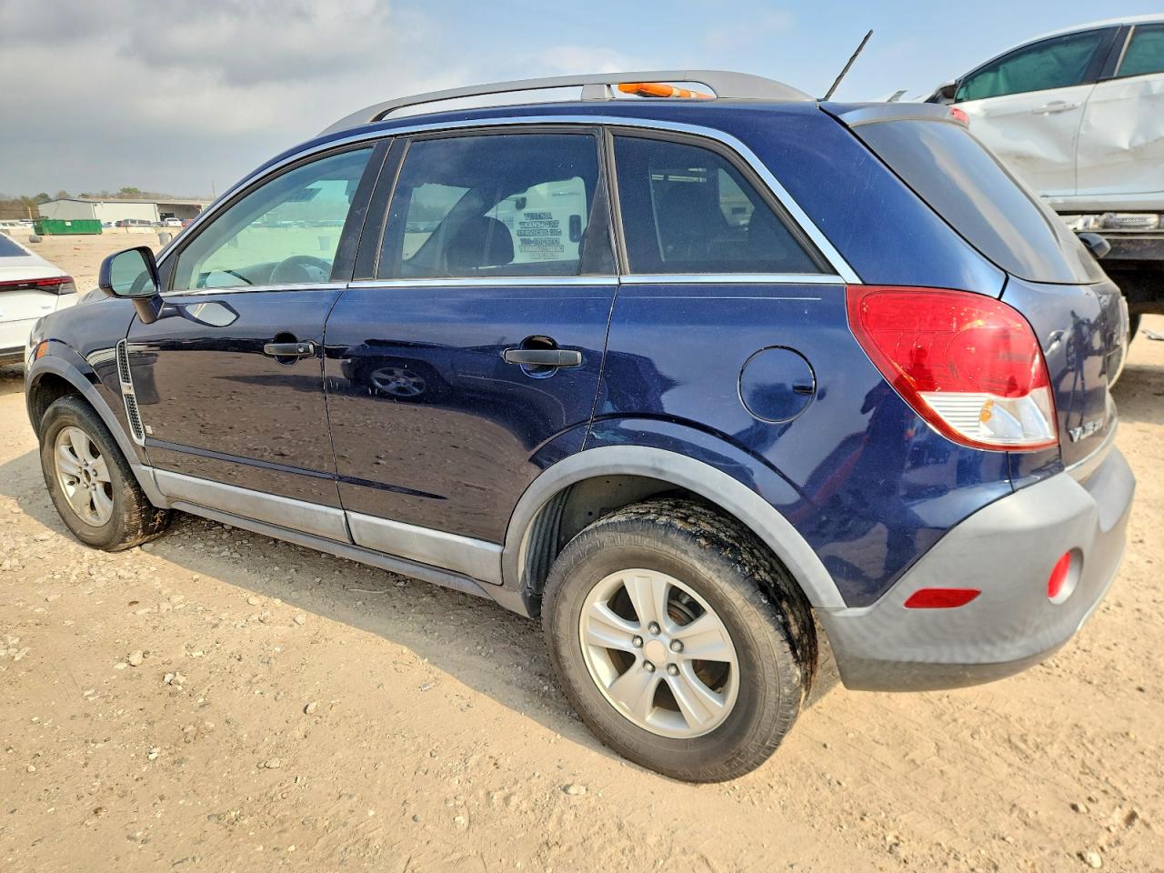 2009 SATURN VUE XE photo 2