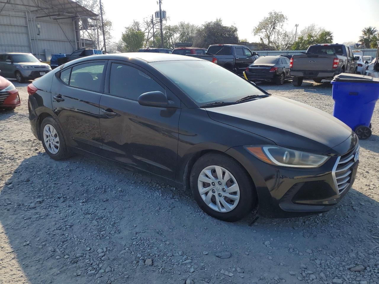 2018 HYUNDAI ELANTRA SE photo 4