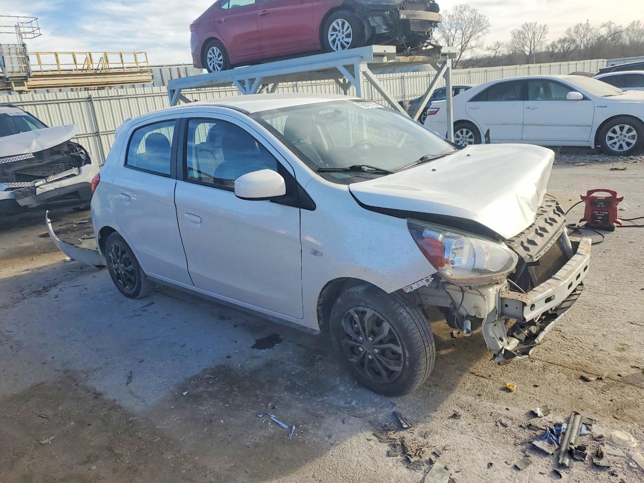 2015 MITSUBISHI MIRAGE DE photo 4