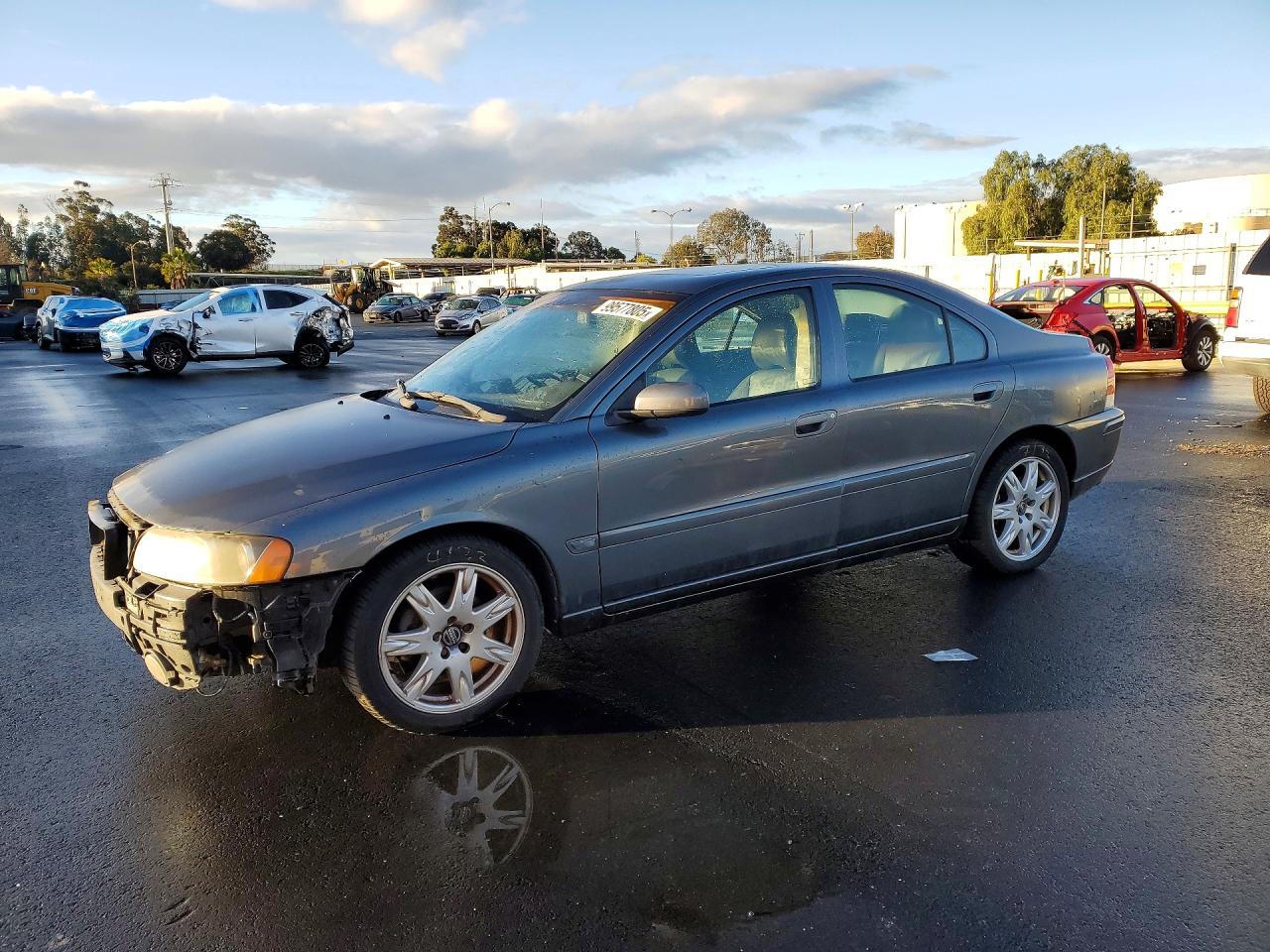 2005 VOLVO S60