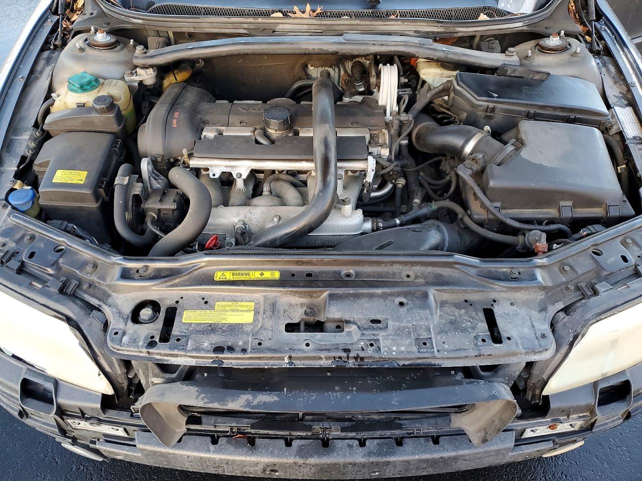 2005 VOLVO S60 2.5T photo 11