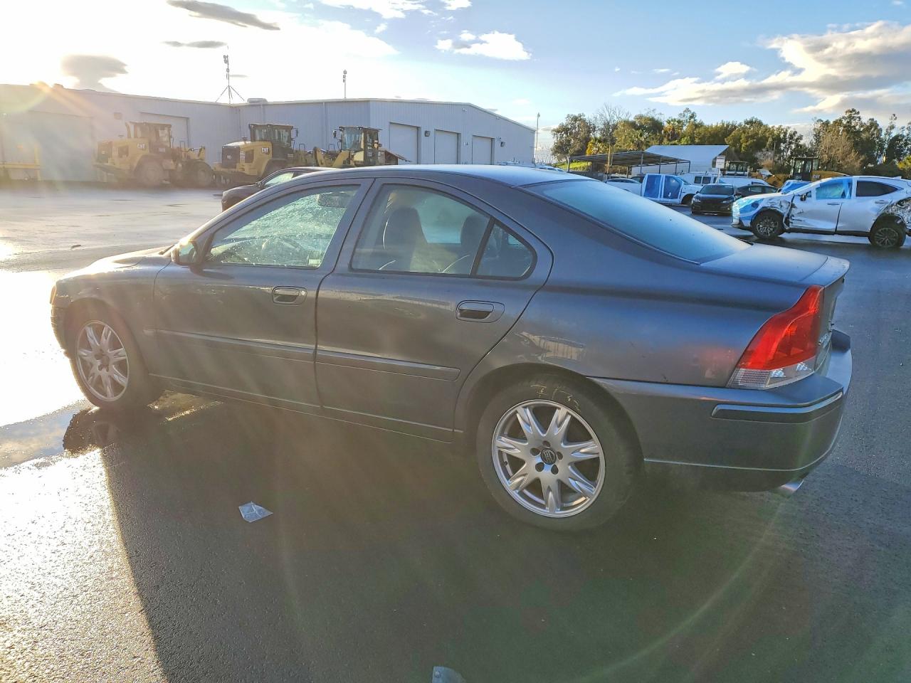 2005 VOLVO S60 2.5T photo 2
