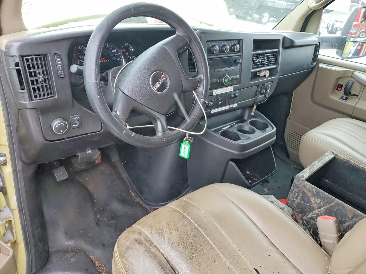 2014 GMC SAVANA CUTAWAY G4500 photo 8