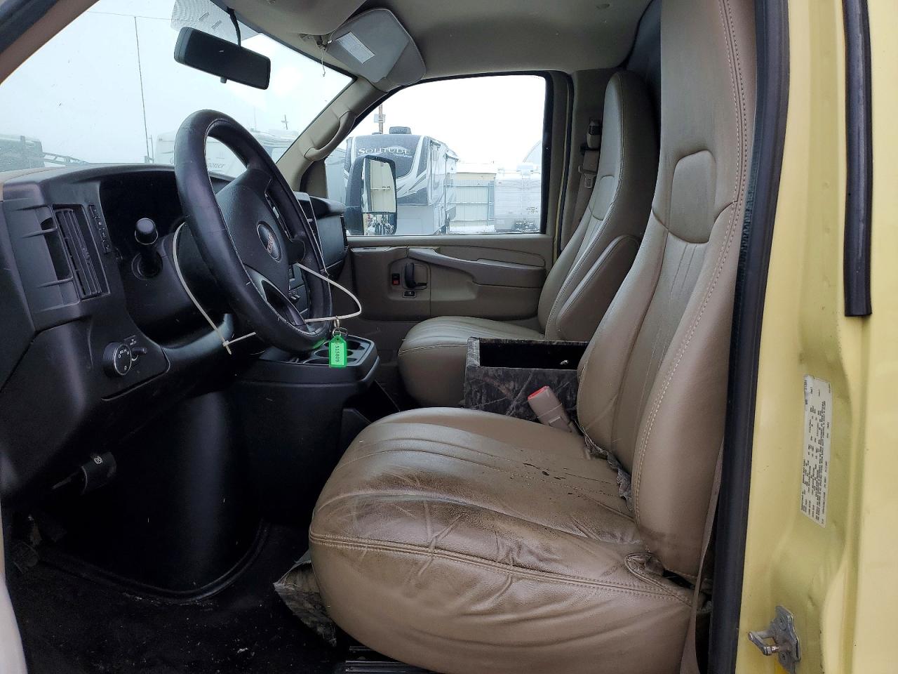 2014 GMC SAVANA CUTAWAY G4500 photo 7