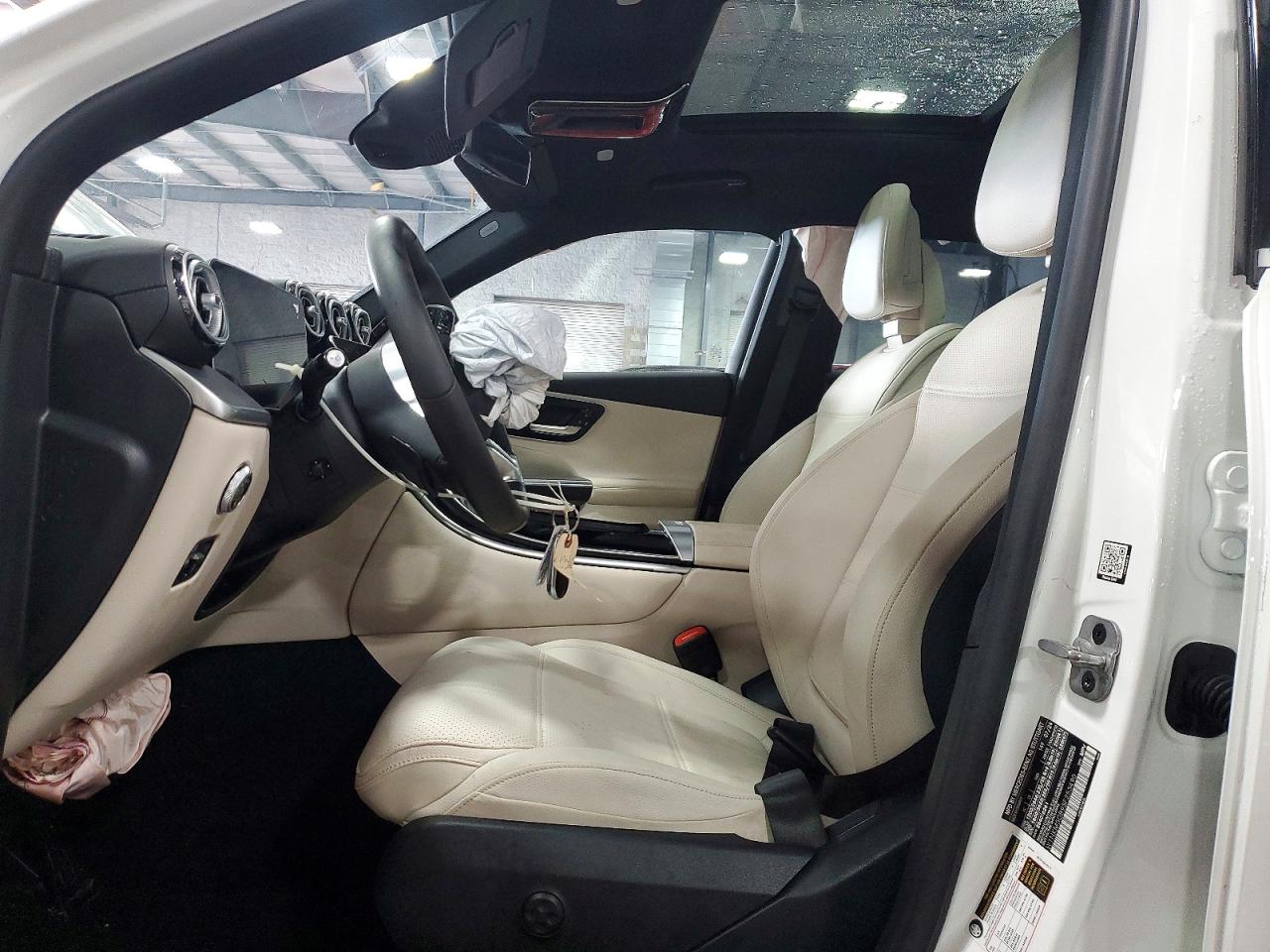 2025 MERCEDES-BENZ GLC 350E photo 7