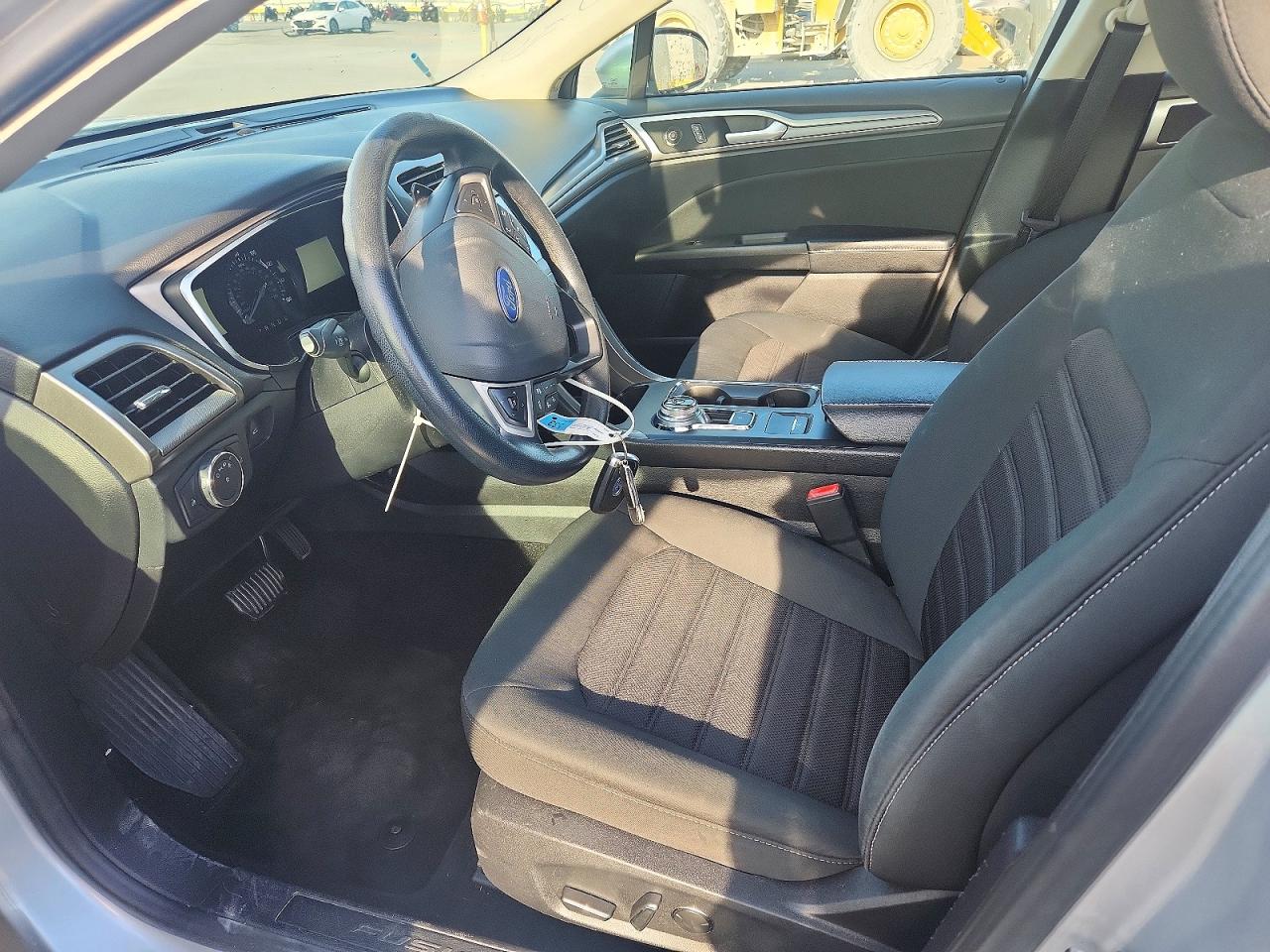 2019 FORD FUSION SE photo 7