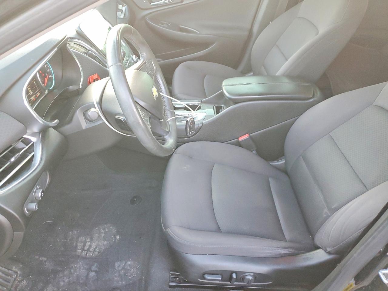2017 CHEVROLET MALIBU LT photo 7