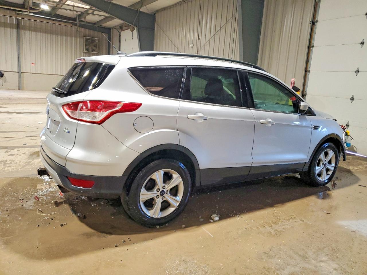 2015 FORD ESCAPE SE photo 3