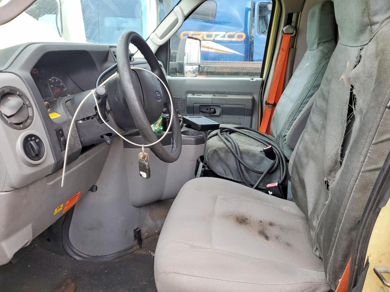 2011 FORD ECONOLINE E450 SUPER DUTY CUTAWAY VAN photo 7