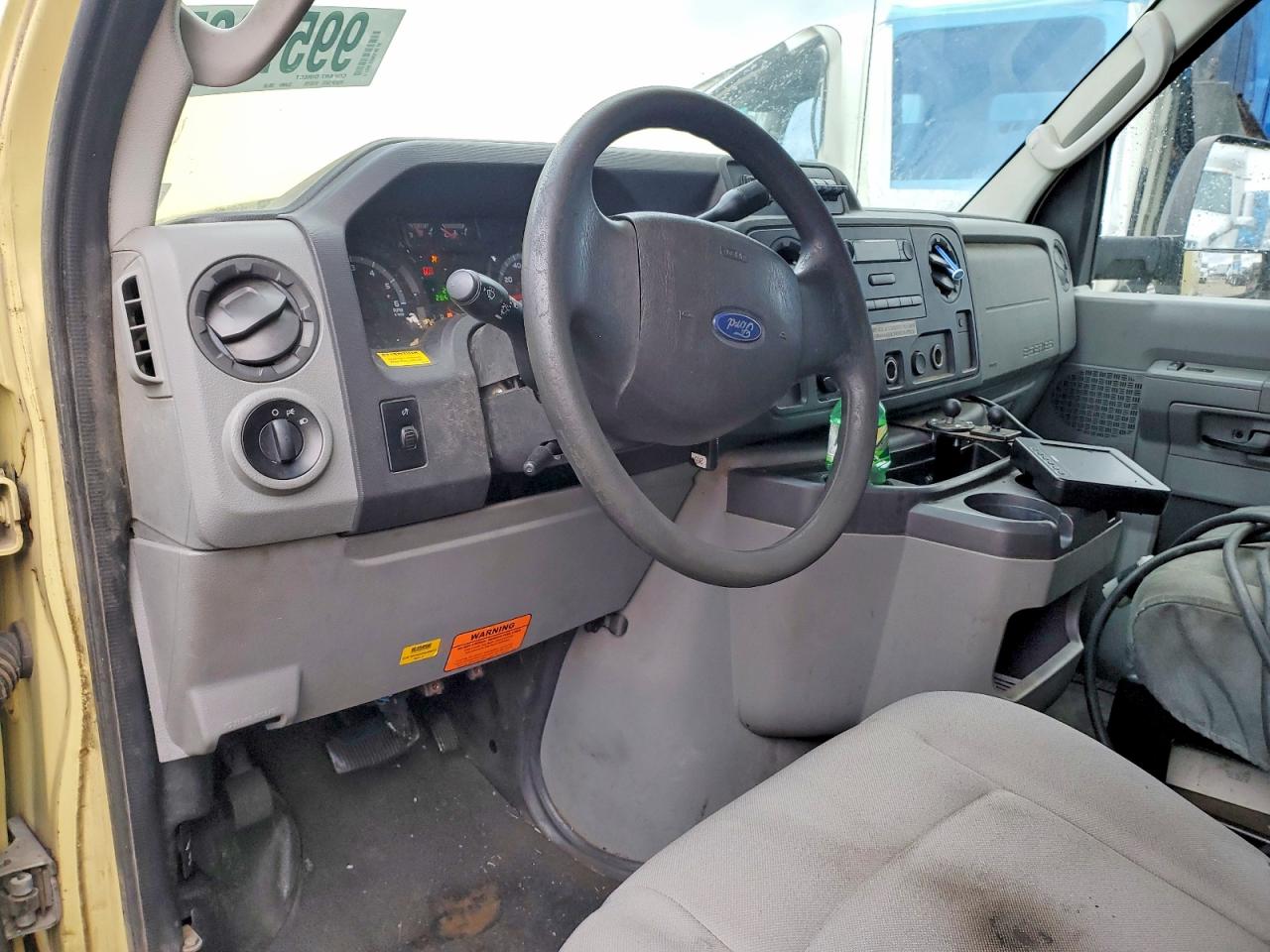 2011 FORD ECONOLINE E450 SUPER DUTY CUTAWAY VAN photo 8