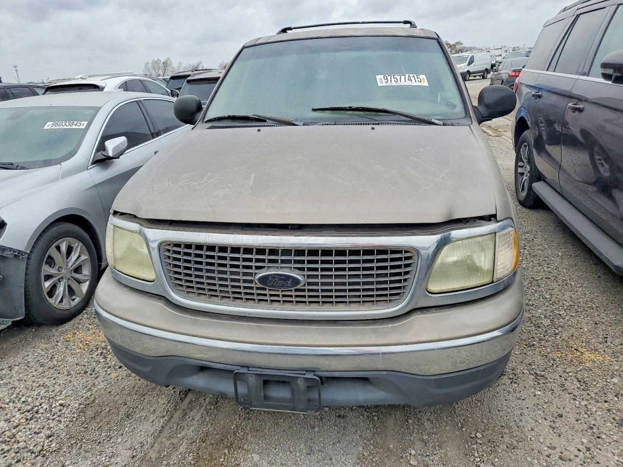 2002 FORD EXPEDITION photo 5